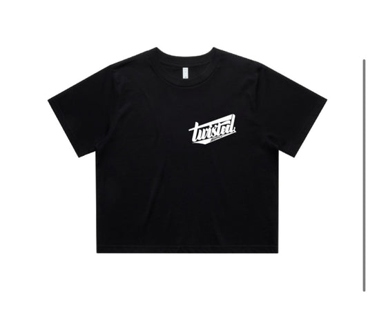 Crop koala tee b&w